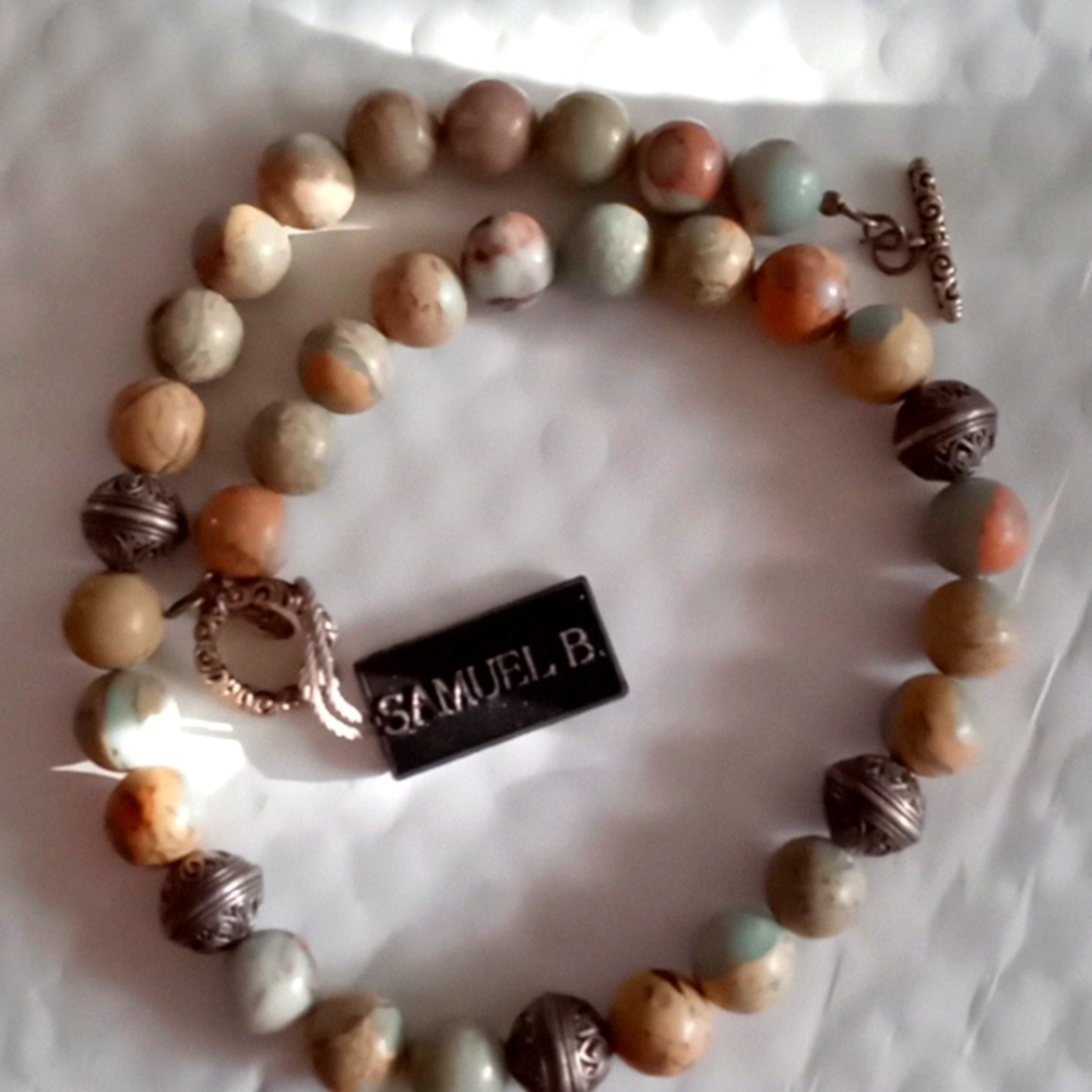 SAMUEL B BEAUTIFUL INDONESIA MADE BEAD NECKLACE - Picture 9 of 9